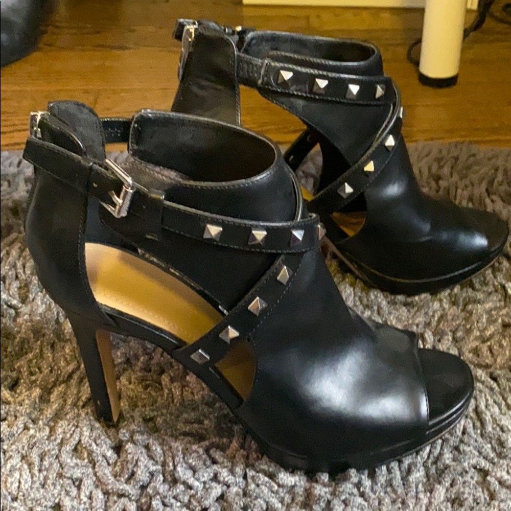 Marc fisher sz 8 m black cushion 4.5’heels bootie